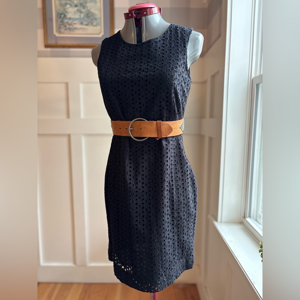 Alfred Sung Sleeveless Black Eyelet Shift Dress Size 4 Summer Classic
